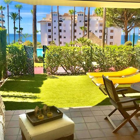 Mi Capricho, Beachfront, Grownfloor, Private Garden & Terrace Sitio de Calahonda Exterior foto