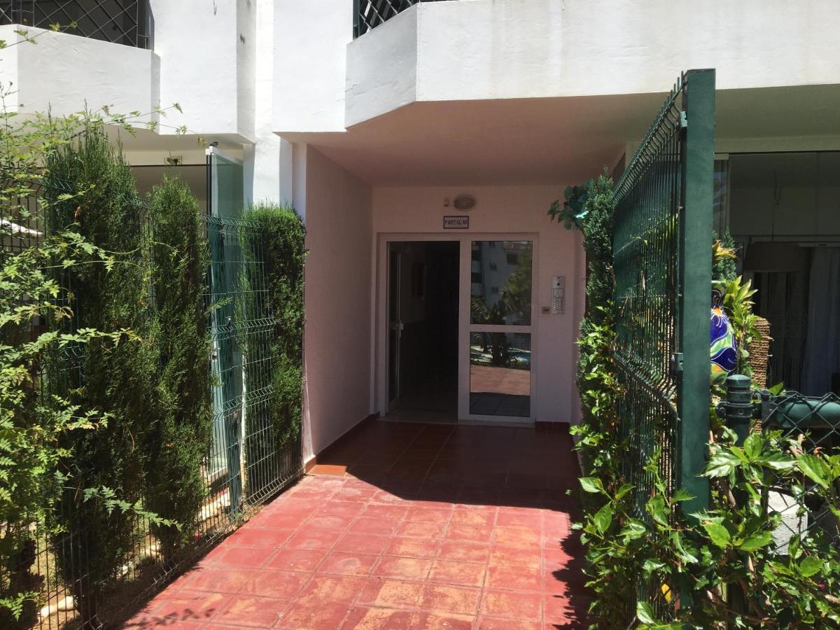 Mi Capricho, Beachfront, Grownfloor, Private Garden & Terrace Sitio de Calahonda Exterior foto
