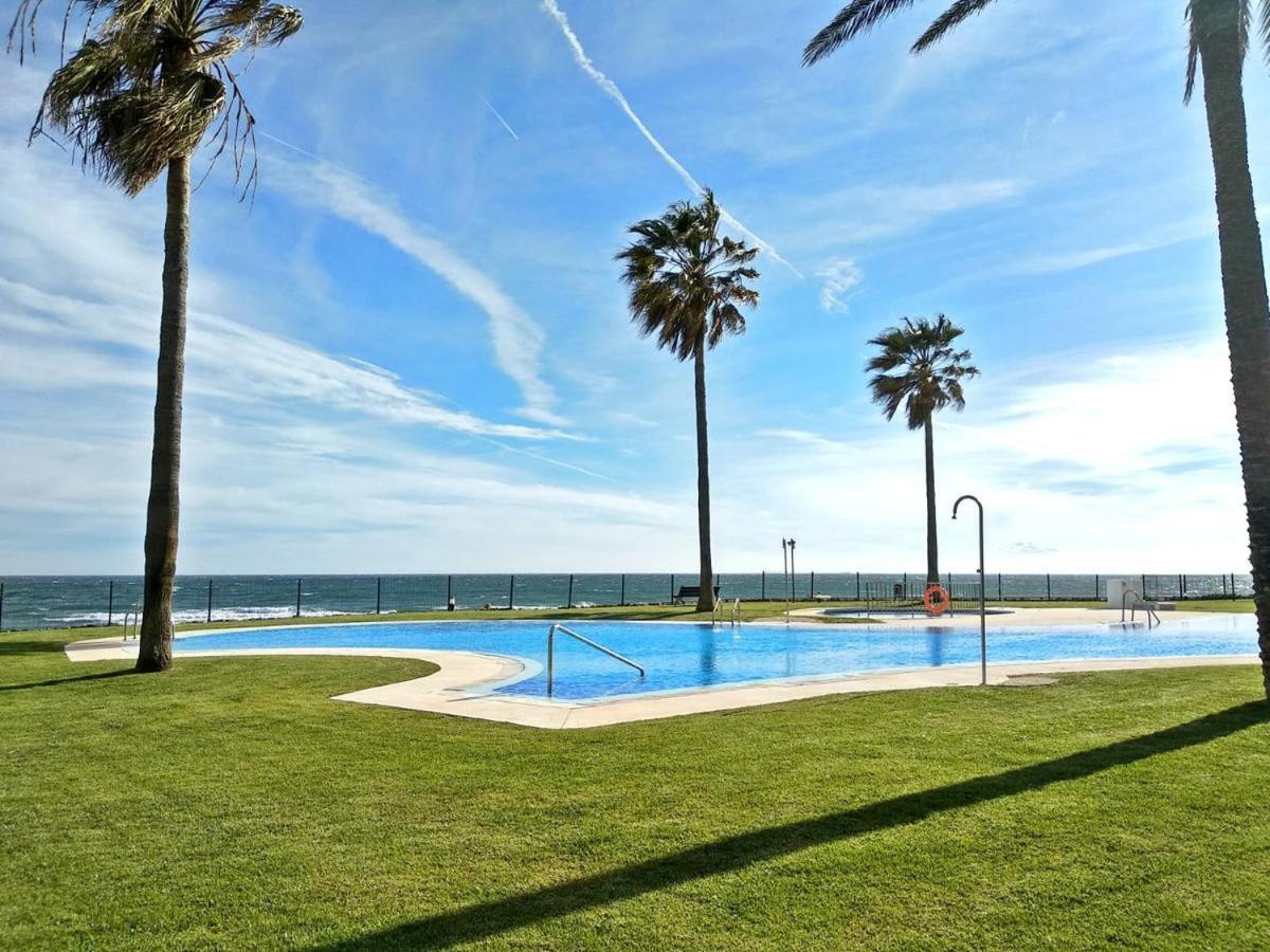 Mi Capricho, Beachfront, Grownfloor, Private Garden & Terrace Sitio de Calahonda Exterior foto