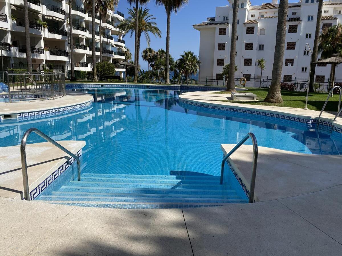 Mi Capricho, Beachfront, Grownfloor, Private Garden & Terrace Sitio de Calahonda Exterior foto