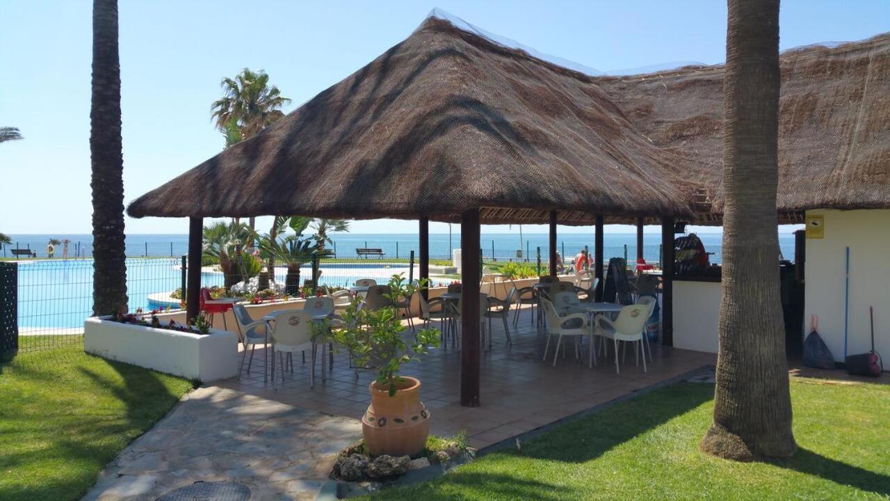 Mi Capricho, Beachfront, Grownfloor, Private Garden & Terrace Sitio de Calahonda Exterior foto
