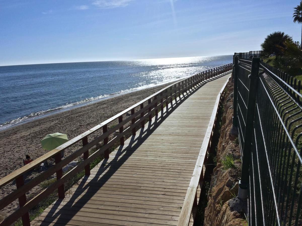 Mi Capricho, Beachfront, Grownfloor, Private Garden & Terrace Sitio de Calahonda Exterior foto
