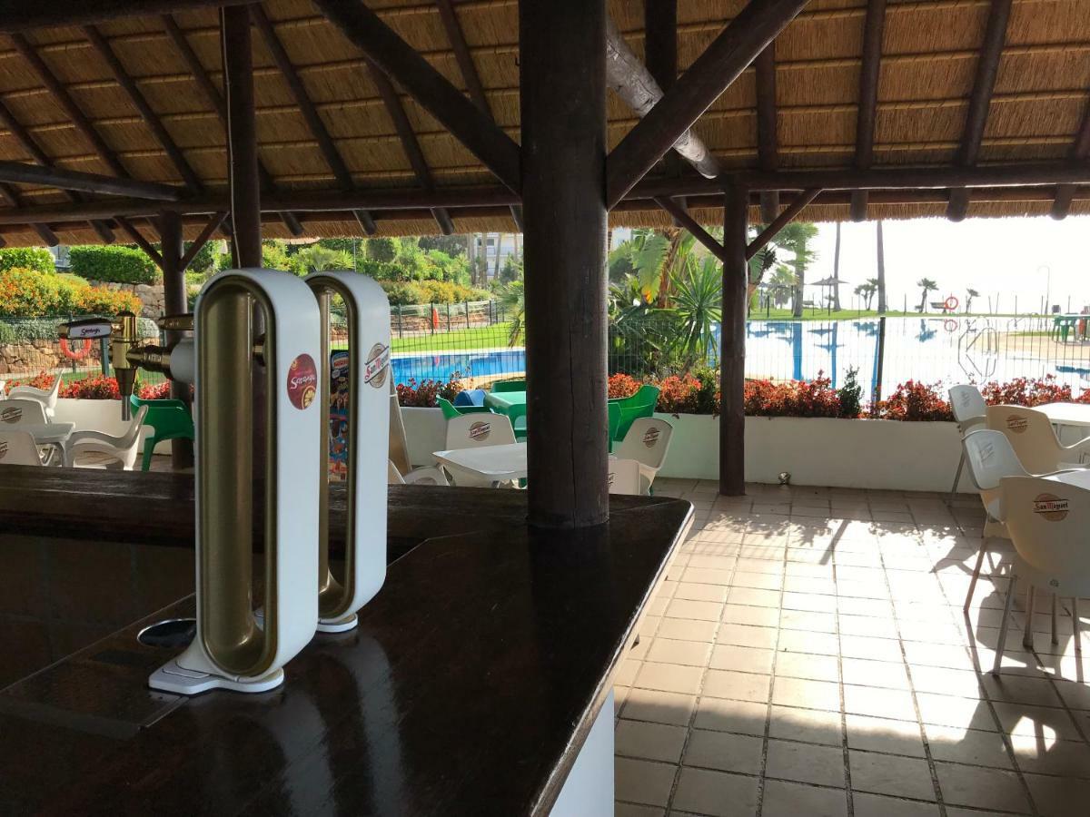 Mi Capricho, Beachfront, Grownfloor, Private Garden & Terrace Sitio de Calahonda Exterior foto