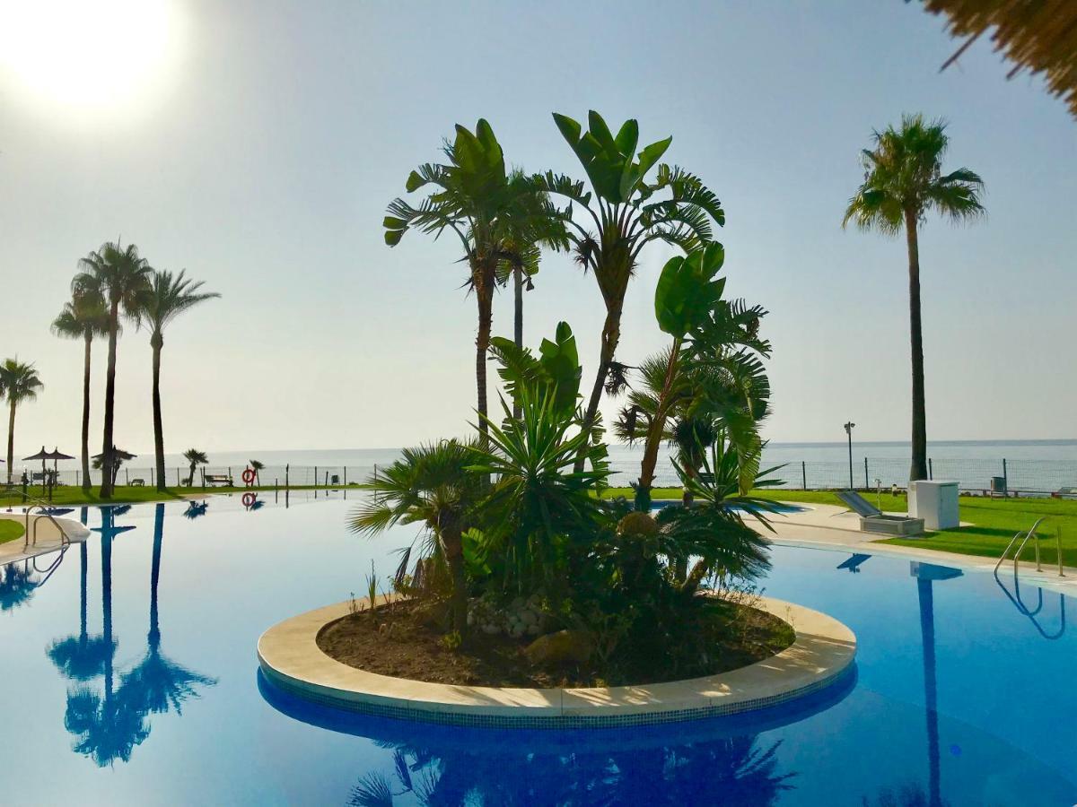 Mi Capricho, Beachfront, Grownfloor, Private Garden & Terrace Sitio de Calahonda Exterior foto