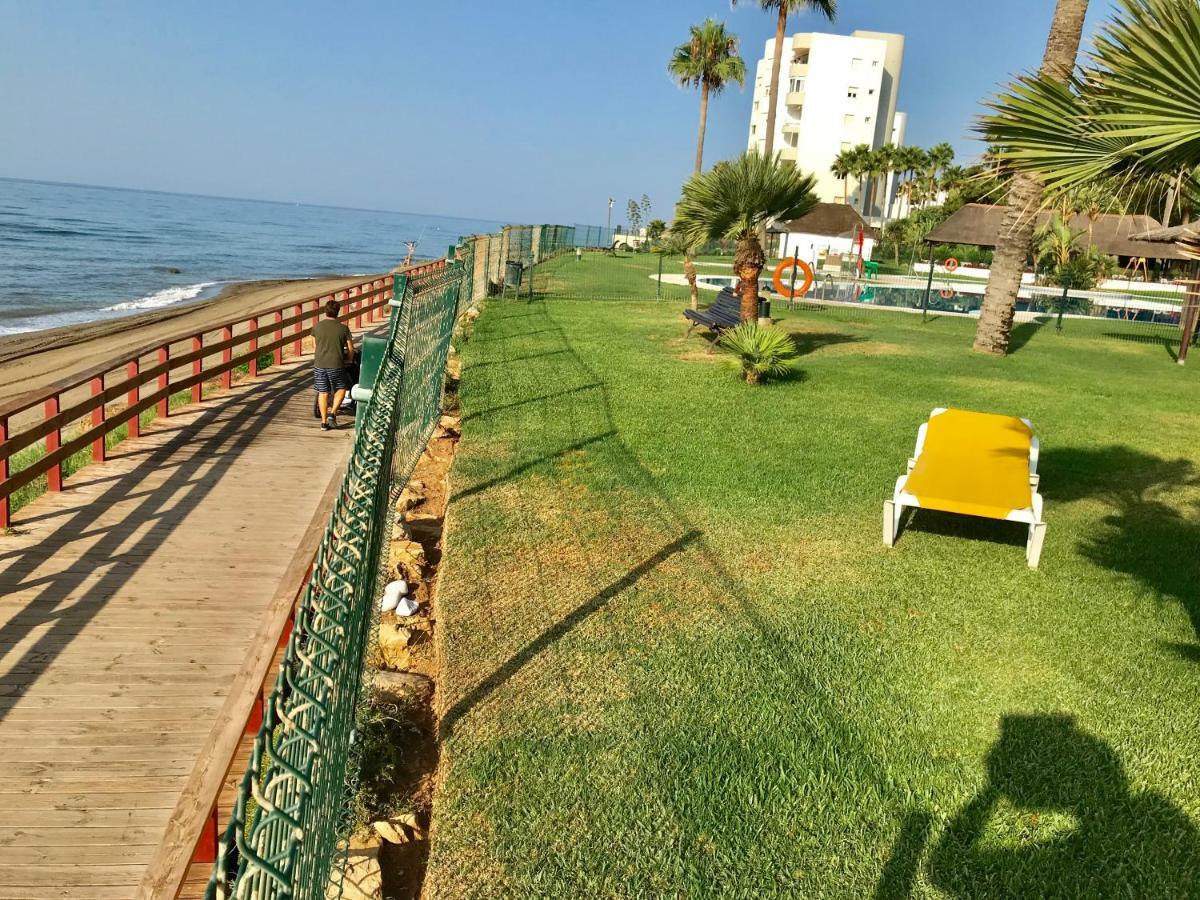 Mi Capricho, Beachfront, Grownfloor, Private Garden & Terrace Sitio de Calahonda Exterior foto