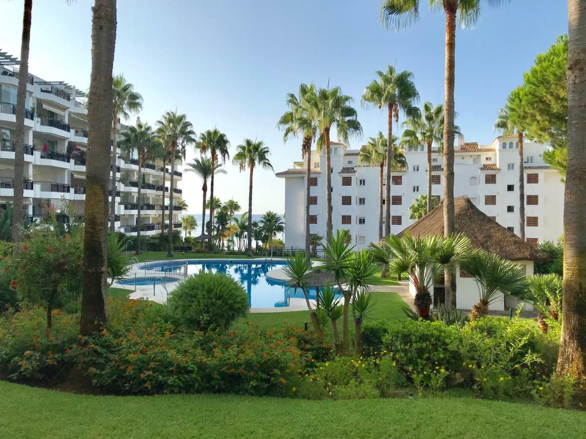 Mi Capricho, Beachfront, Grownfloor, Private Garden & Terrace Sitio de Calahonda Exterior foto