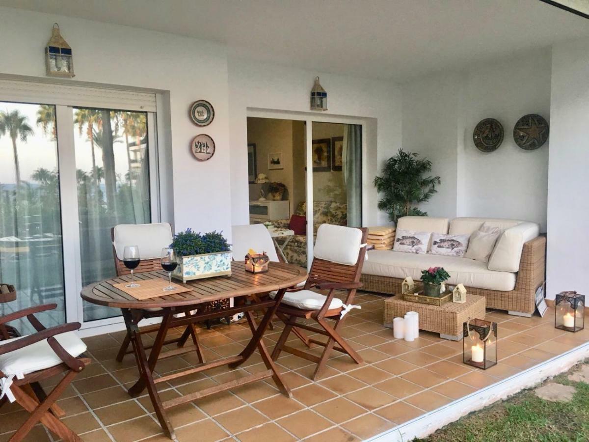 Mi Capricho, Beachfront, Grownfloor, Private Garden & Terrace Sitio de Calahonda Exterior foto