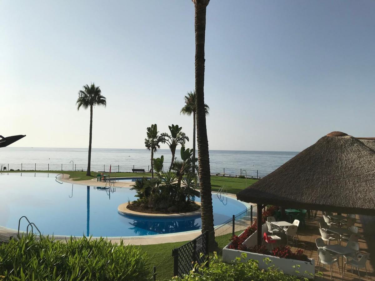 Mi Capricho, Beachfront, Grownfloor, Private Garden & Terrace Sitio de Calahonda Exterior foto